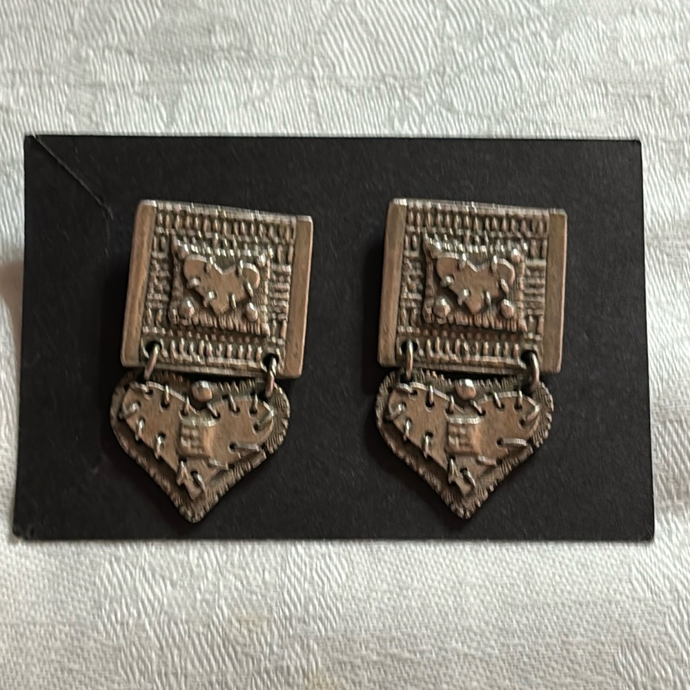 Vintage Chico’s The Giving Heart Earrings